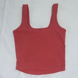 Ribbed pink tank top